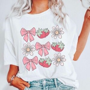 NWOT Strawberry, Flower and Bow Trio Stack Tee Shirt Size 2XL